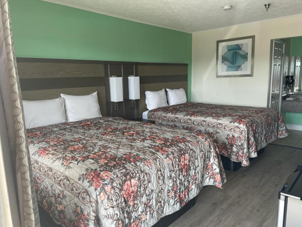 Executive Inn&Suites Beaumont Extérieur photo